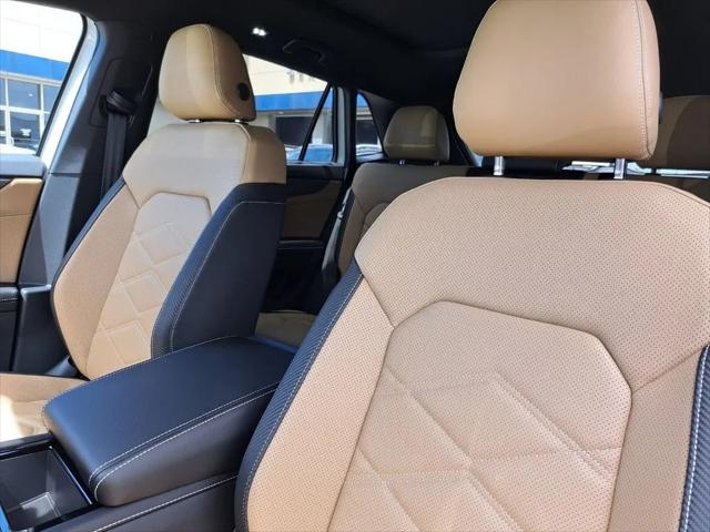 2026 Volkswagen Atlas Cross Sport SE with Technology