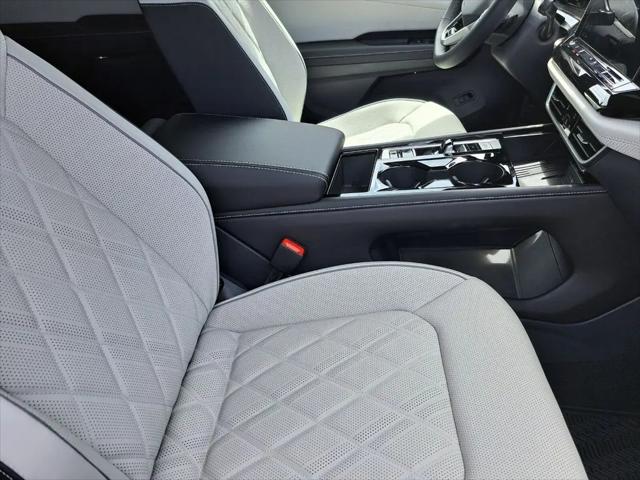 2026 Volkswagen Atlas Cross Sport SEL Premium R-Line
