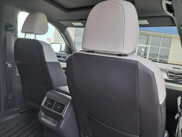 2026 Volkswagen Atlas Cross Sport SEL Premium R-Line