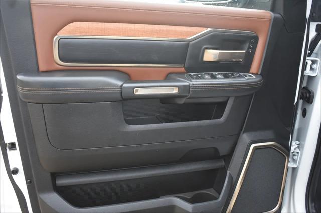 2022 Ram 3500 Limited Longhorn Crew Cab 4x4 8' Box