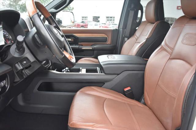 2022 Ram 3500 Limited Longhorn Crew Cab 4x4 8' Box