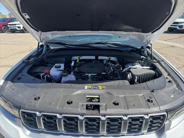 2026 Jeep Grand Cherokee Limited 4x2