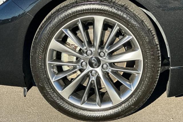 2023 INFINITI Q50 LUXE