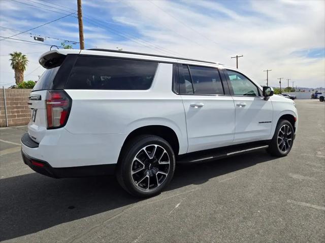 2023 Chevrolet Suburban 4WD RST