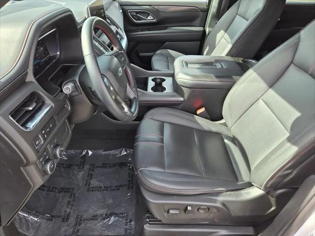 2023 Chevrolet Suburban 4WD RST