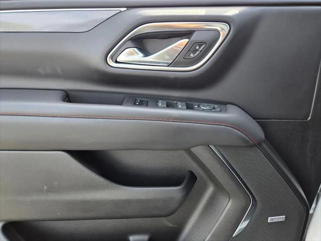 2023 Chevrolet Suburban 4WD RST