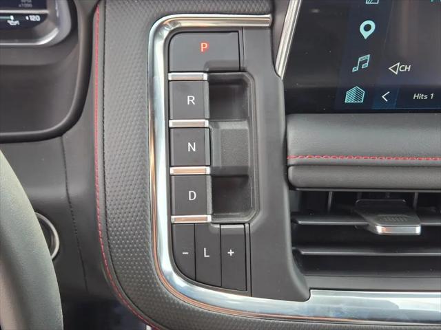 2023 Chevrolet Suburban 4WD RST