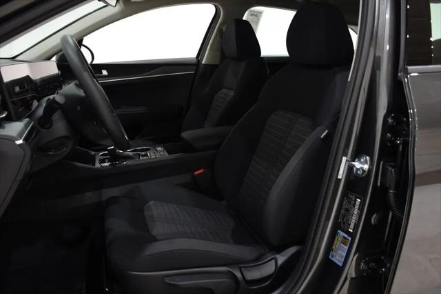 2026 Kia K5 LXS FWD