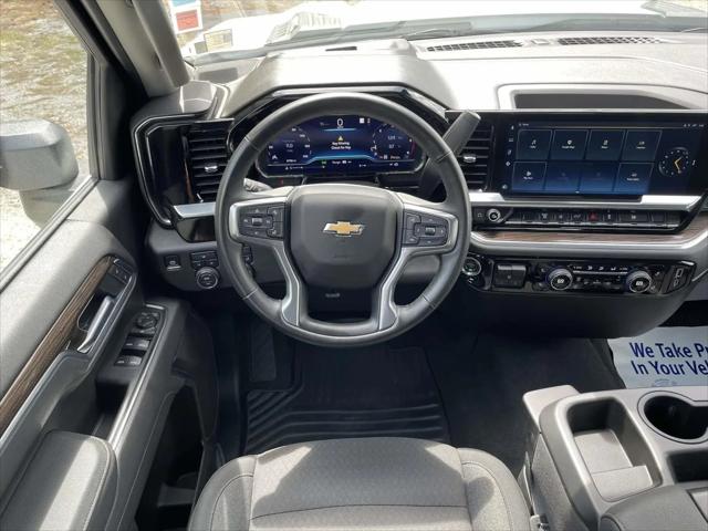 2025 Chevrolet Silverado 2500HD 4WD Crew Cab Standard Bed LT