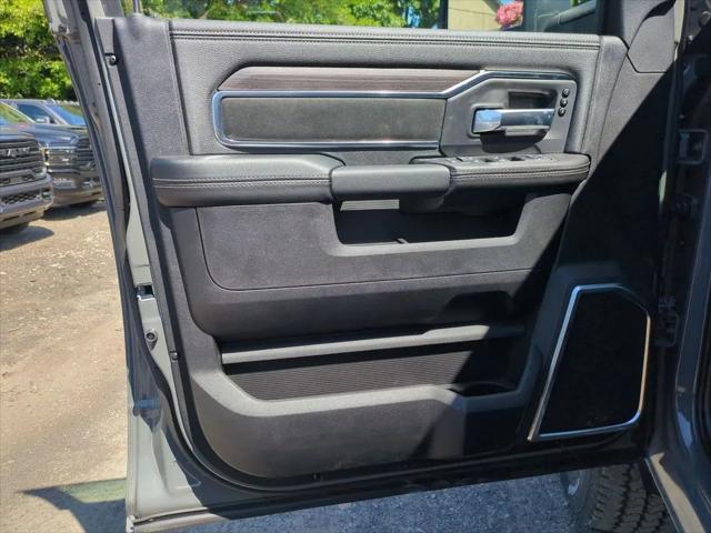 2026 Ram 3500 Laramie Crew Cab 4x4 8' Box