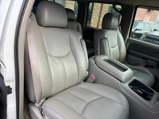 2003 Chevrolet Suburban LT