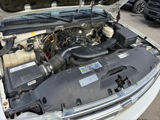 2003 Chevrolet Suburban LT