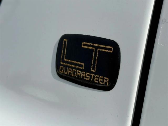 2003 Chevrolet Suburban LT
