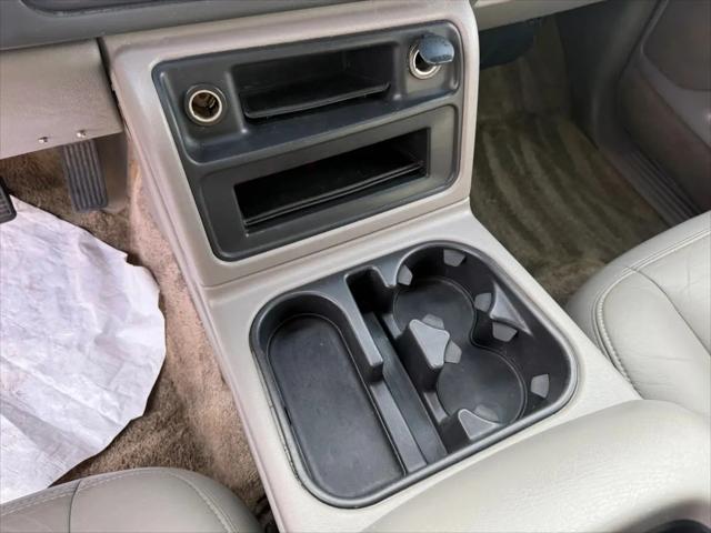 2003 Chevrolet Suburban LT
