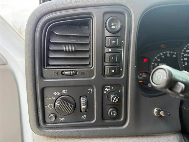 2003 Chevrolet Suburban LT