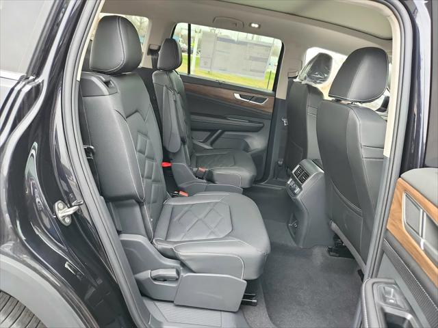 2026 Volkswagen Atlas SE with Technology