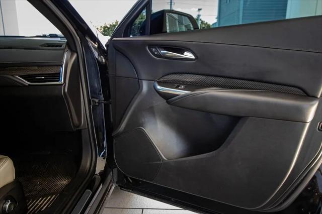 2020 Cadillac XT4 AWD Sport