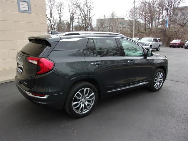 2022 GMC Terrain AWD Denali