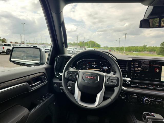 2026 GMC Sierra 1500 Crew Cab, Short Bed, SLT, 4WD