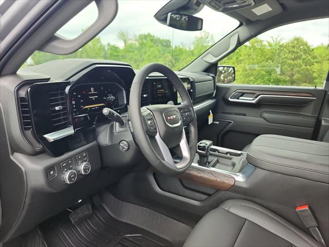 2026 GMC Sierra 1500 Crew Cab, Short Bed, SLT, 4WD