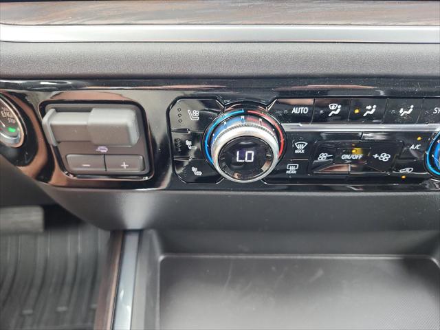 2026 GMC Sierra 1500 Crew Cab, Short Bed, SLT, 4WD