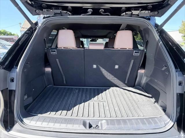 2025 Toyota Grand Highlander Hybrid Platinum MAX