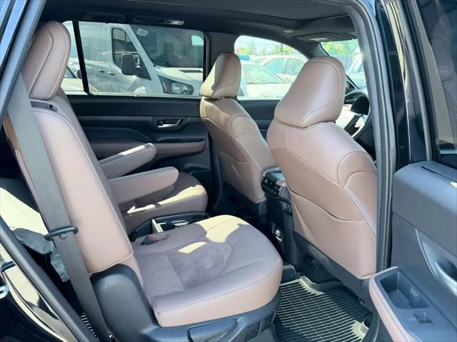 2025 Toyota Grand Highlander Hybrid Platinum MAX