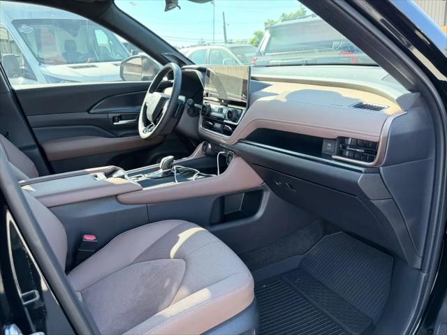 2025 Toyota Grand Highlander Hybrid Platinum MAX