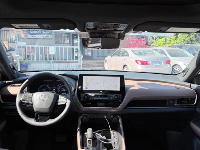 2025 Toyota Grand Highlander Hybrid Platinum MAX