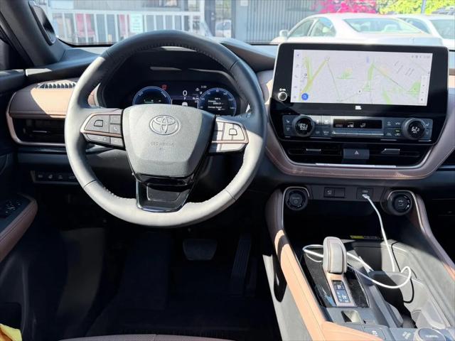 2025 Toyota Grand Highlander Hybrid Platinum MAX
