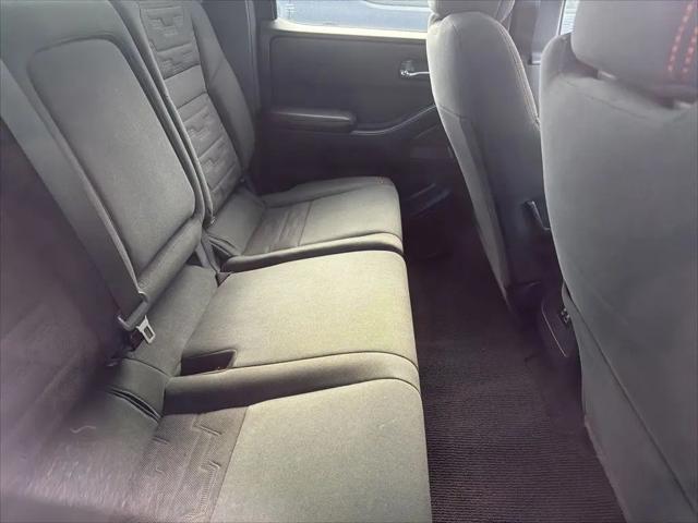 2023 Nissan Frontier Crew Cab PRO-X 4x2