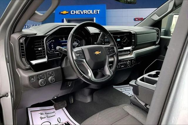 2025 Chevrolet Silverado 2500HD 4WD Crew Cab Standard Bed LT