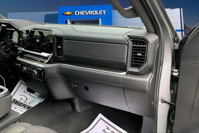 2025 Chevrolet Silverado 2500HD 4WD Crew Cab Standard Bed LT