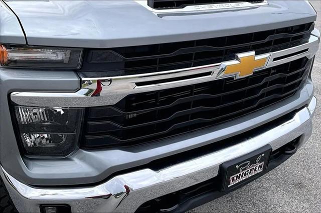 2025 Chevrolet Silverado 2500HD 4WD Crew Cab Standard Bed LT