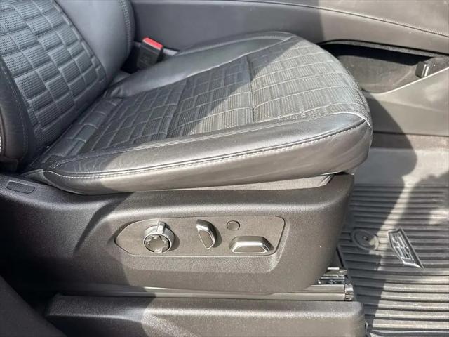 2023 Cadillac Escalade 2WD Sport Platinum