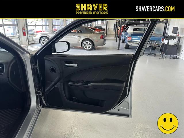 2022 Dodge Charger SXT RWD