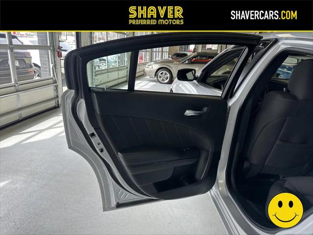 2022 Dodge Charger SXT RWD