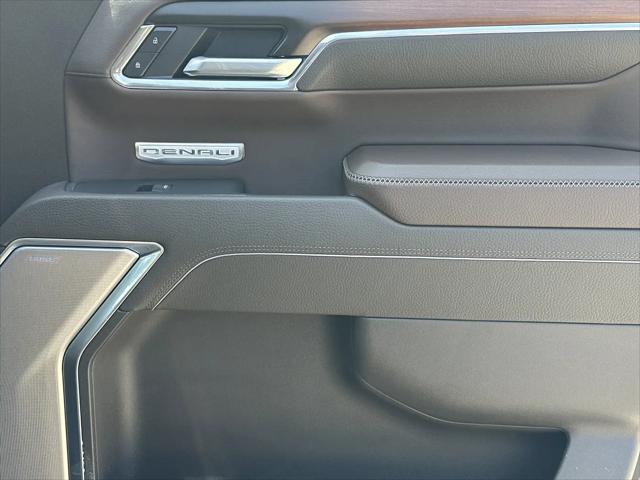 2025 GMC Sierra 1500 4WD Crew Cab Short Box Denali