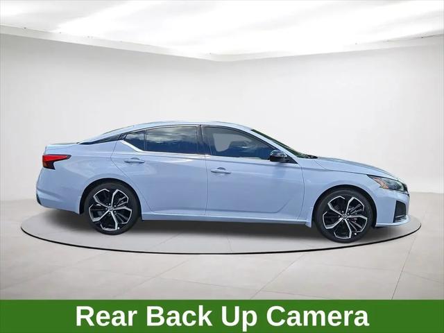 2024 Nissan Altima SR FWD