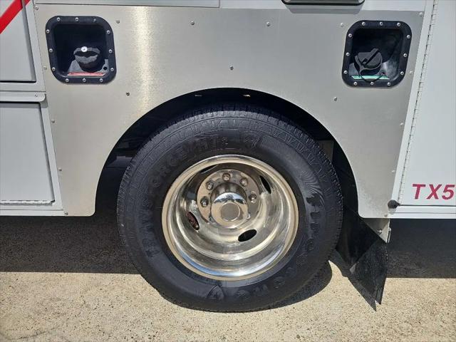 2005 Ford F-350 XL