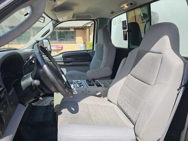 2005 Ford F-350 XL