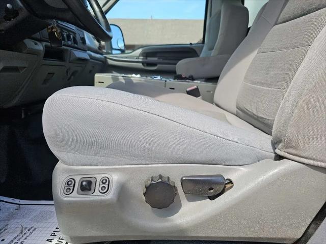 2005 Ford F-350 XL