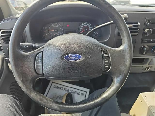 2005 Ford F-350 XL