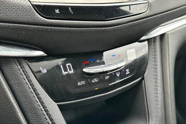 2023 Cadillac XT5 AWD Sport