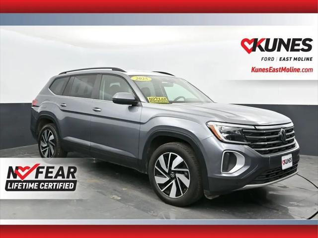 2025 Volkswagen Atlas 2.0T SE w/Technology for sale in East Moline, IL