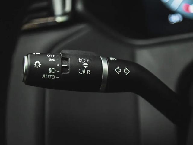 2024 Land Rover Range Rover Velar P250 Dynamic SE