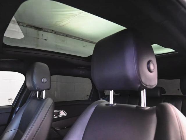 2024 Land Rover Range Rover Velar P250 Dynamic SE