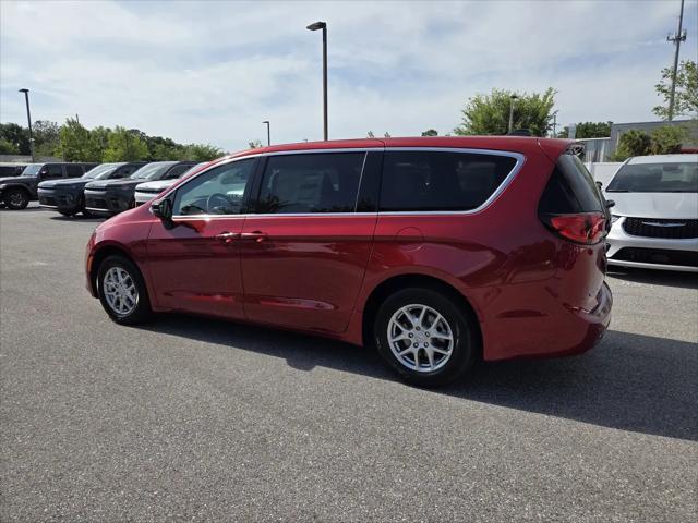 2026 Chrysler Voyager LX