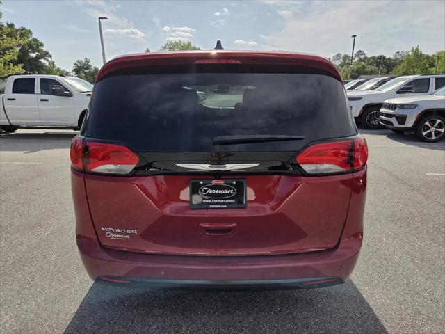 2026 Chrysler Voyager LX