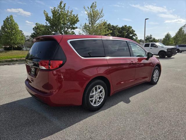 2026 Chrysler Voyager LX